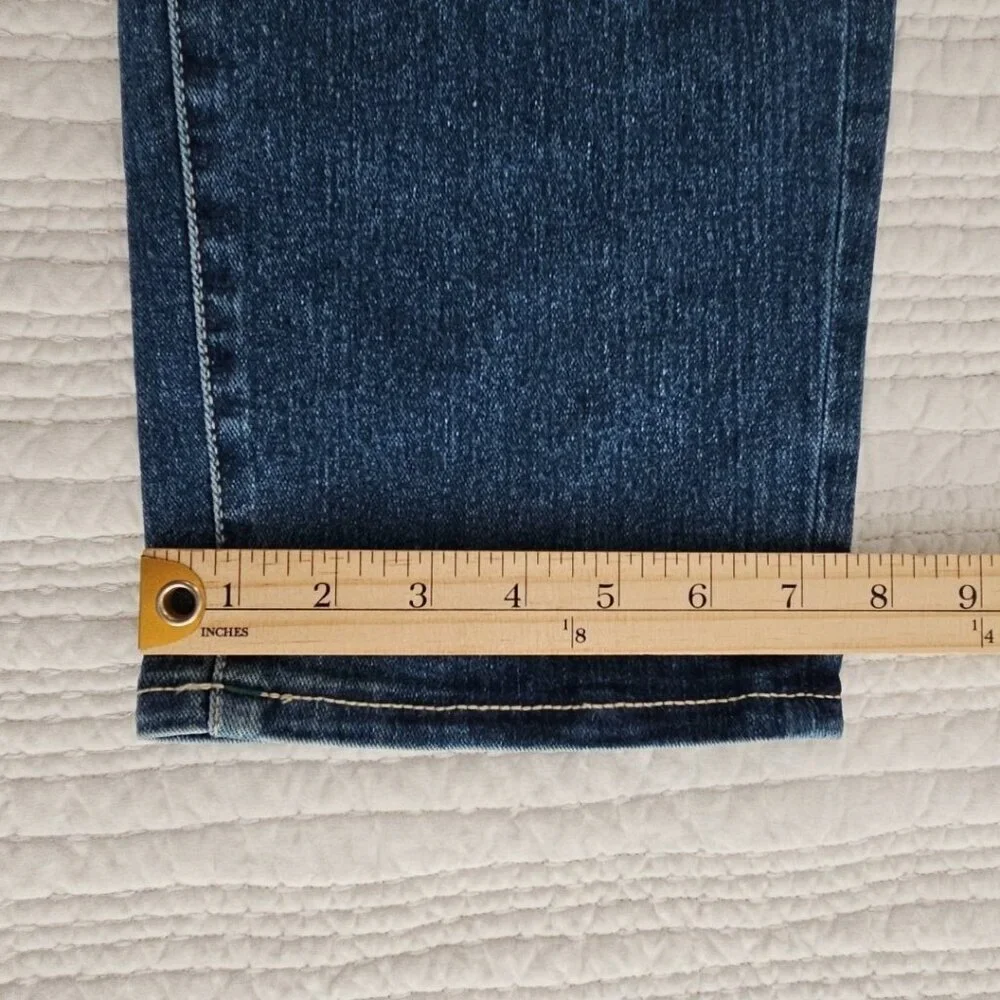 True Religion Geno Big T Flap Jeans Men's 36x32 Med Wash Relaxed‎ Slim NWT NEW